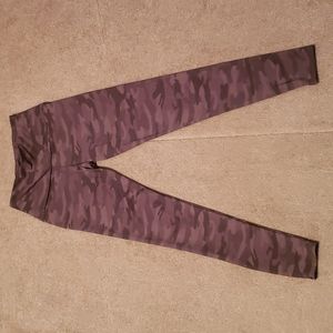 Onzie High Rise Long Moss Camo Print Leggings